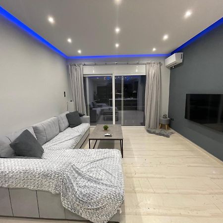 Luxury 3 bedroom apartment in Kiato center Esterno foto